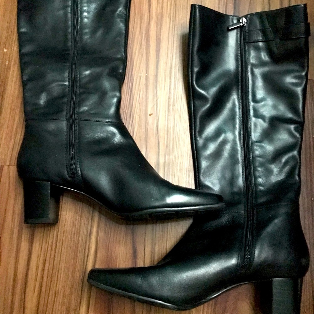 Bandolino Leather Boots